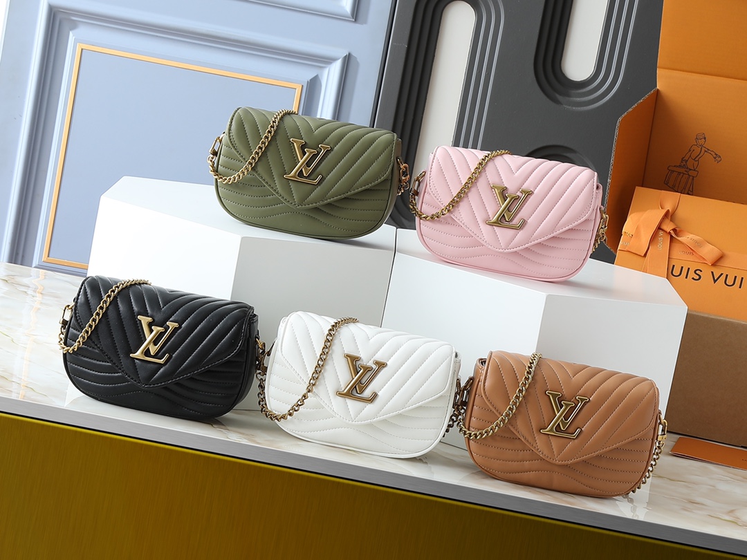 LV Multi Pochette New Wave